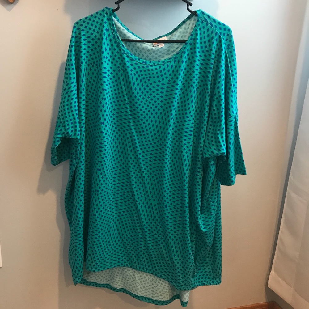 Lularoe Irma top, worn once, 2XL